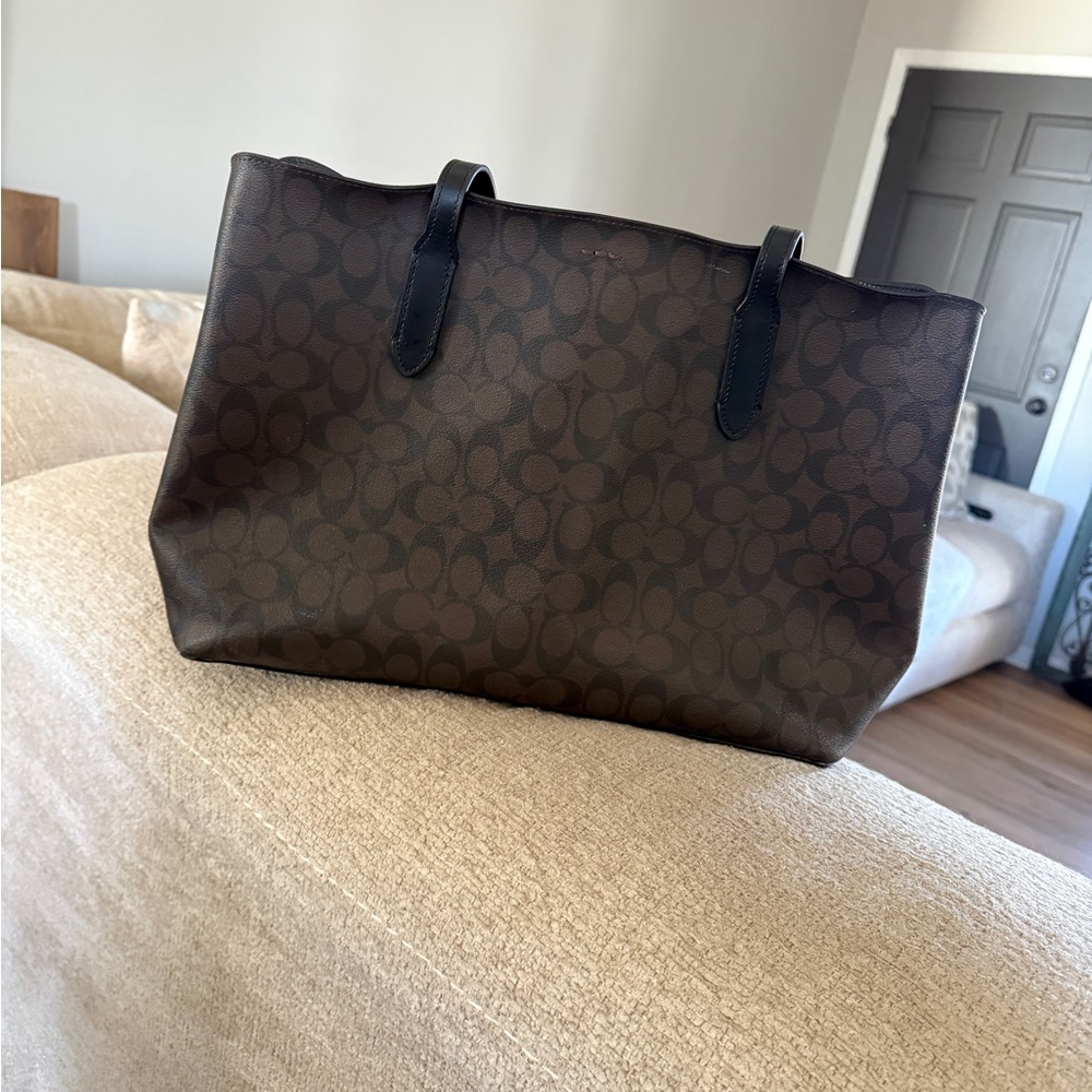 Coach Signature Black and Brown Tote - Picture 3 of 8
